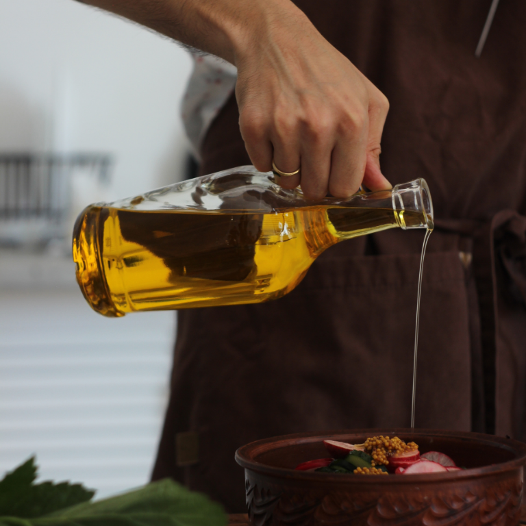 Yakelos Extra Virgin Olive Oil and Vitamin K