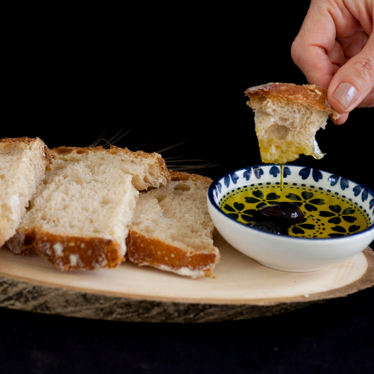 Yakelos Olive oil and colon cancer