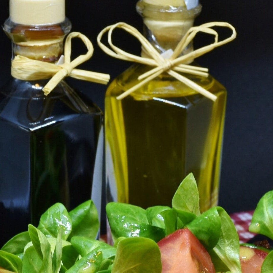 Yakelos Olive Oil vs. Canola Oil: Health Benefits, Differences, and Which Is Better?