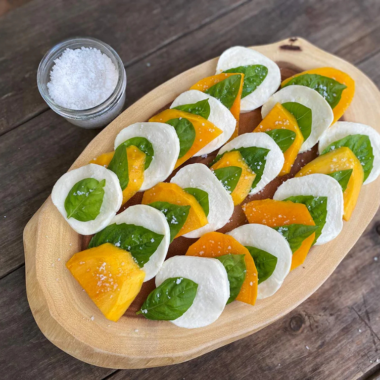 Yakelos Caprese Salad with Mango