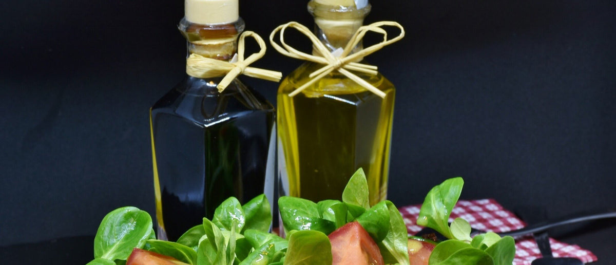 Yakelos Olive Oil vs. Canola Oil: Health Benefits, Differences, and Which Is Better?